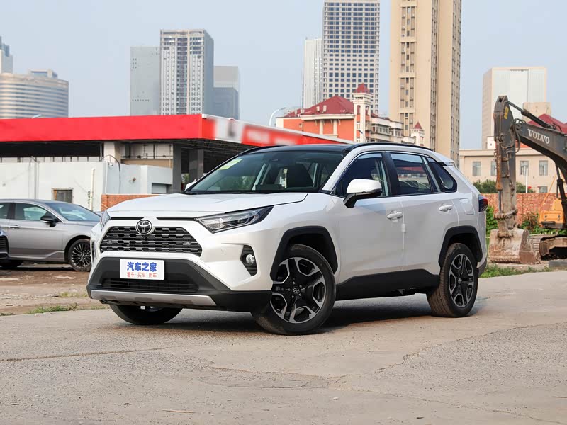 一汽丰田 rav4荣放 2022款 2.0l cvt两驱尊贵版
