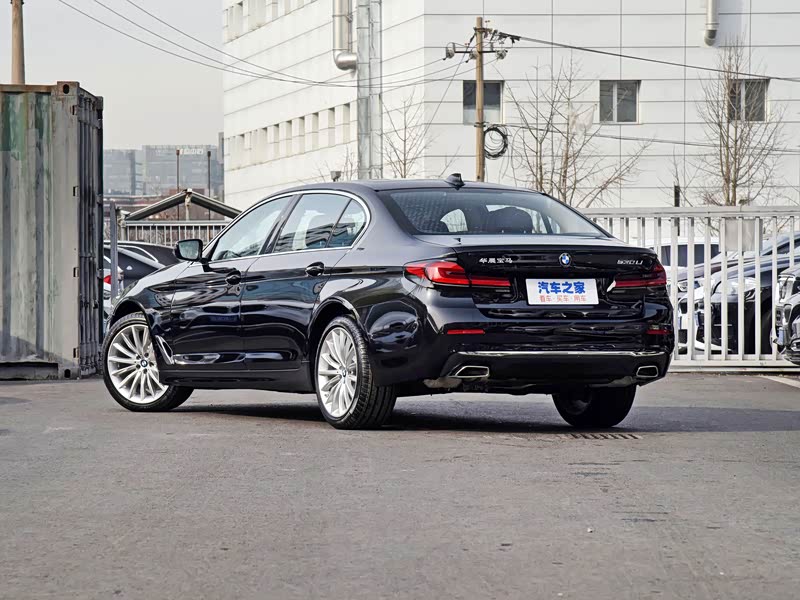 华晨宝马 宝马5系 2022款 改款 530li 行政型 豪华套装