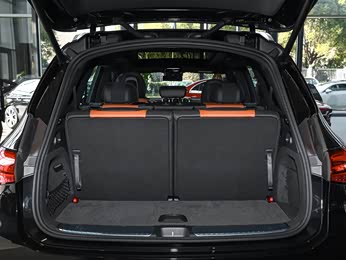 【2023款 glc 260 l 4matic 豪华型 7座 报价】奔驰glc图片_配置_潍坊