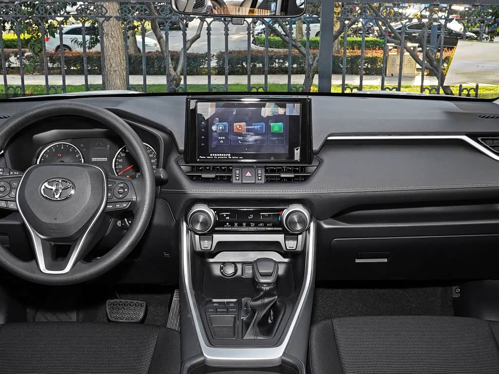 一汽丰田 rav4荣放 2022款 2.0l cvt两驱都市版