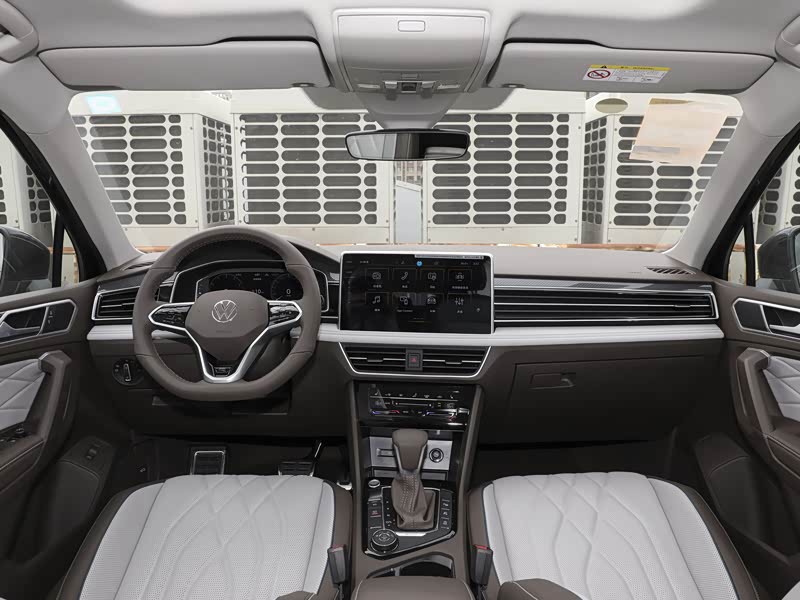 大众>途观l>2023款改款380tsi自动四驱r-line越享版7座>中控方向盘>