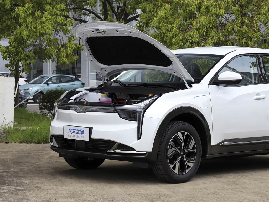 合众汽车 哪吒u 2023款 哪吒u-Ⅱ 500 u秀版 磷酸铁锂