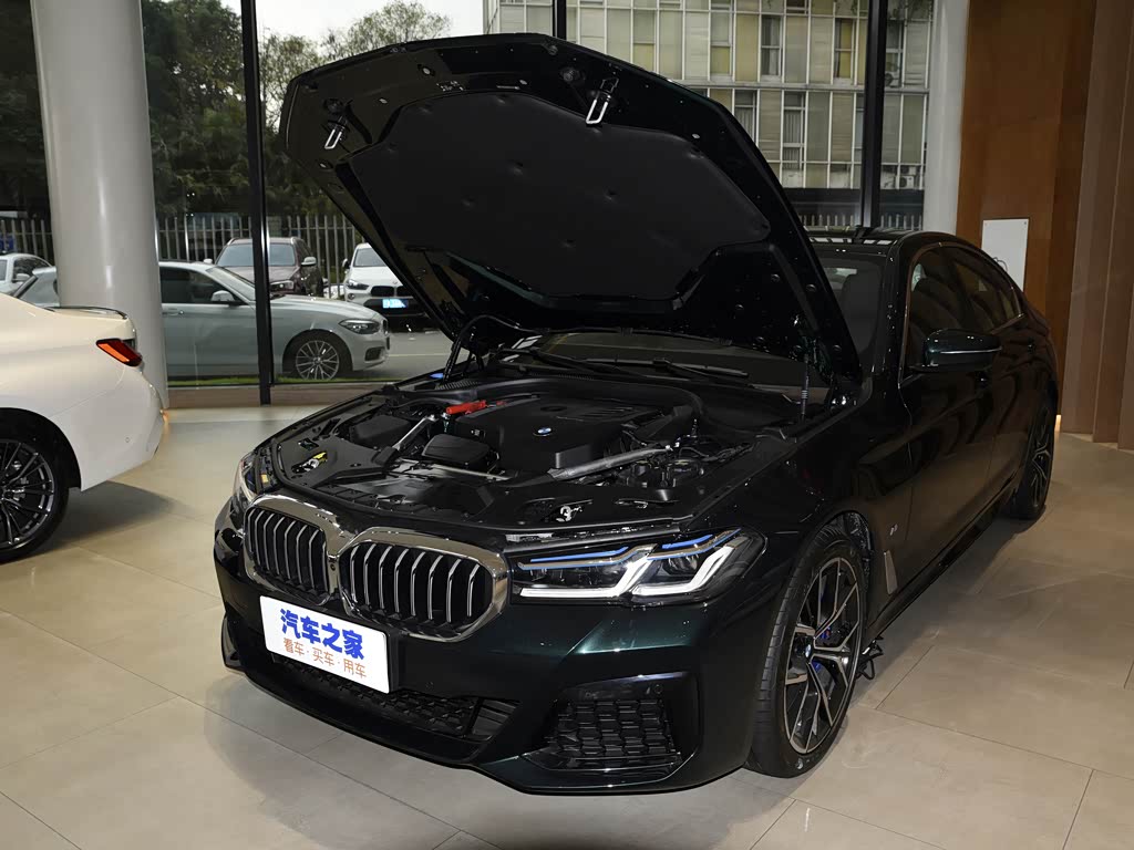 宝马(进口) 宝马5系(进口) 2022款 改款 530i 风尚版 m运动套装