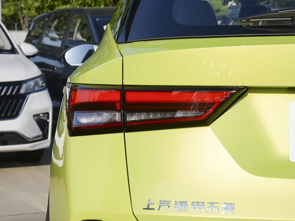 上汽通用五菱 五菱星驰 2022款 1.5t cvt潮酷型