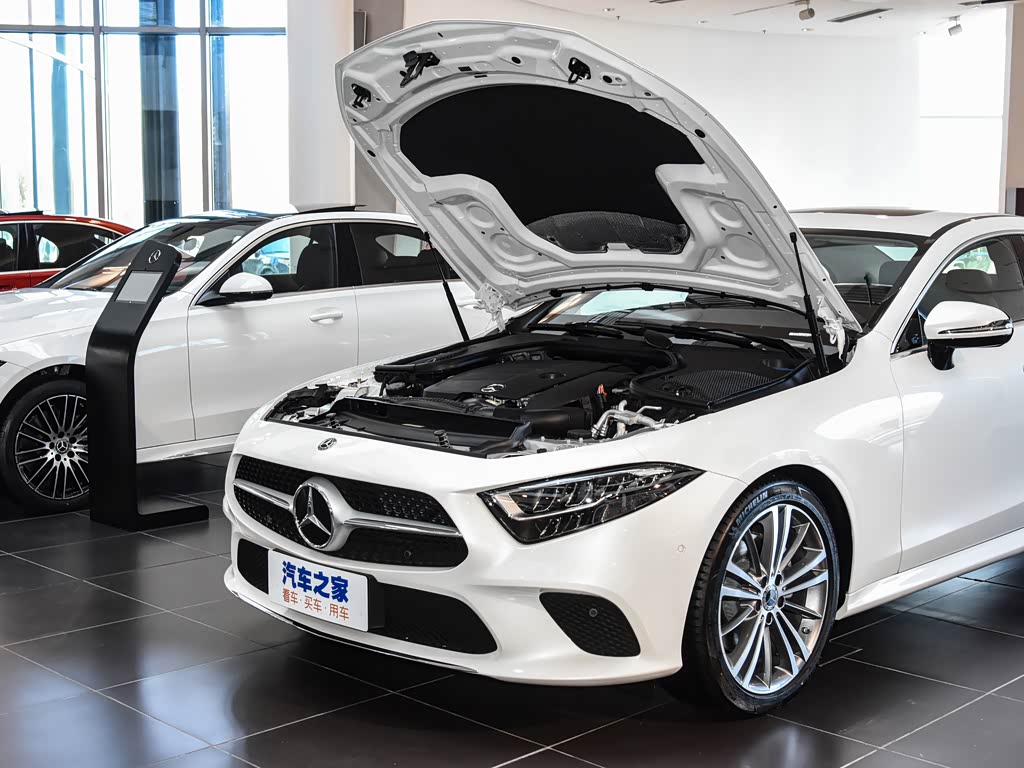 奔驰(进口) 奔驰cls 2021款 改款 cls 260