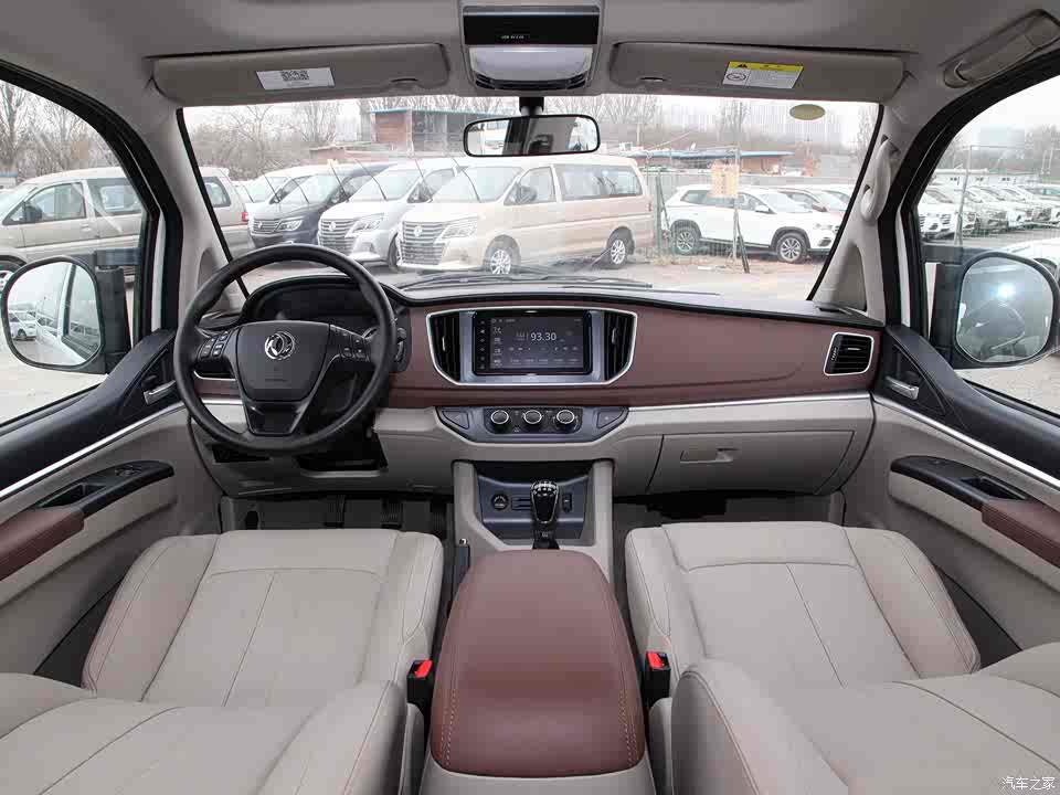 东风风行 菱智 2020款 m5 1.6l 7座基本型