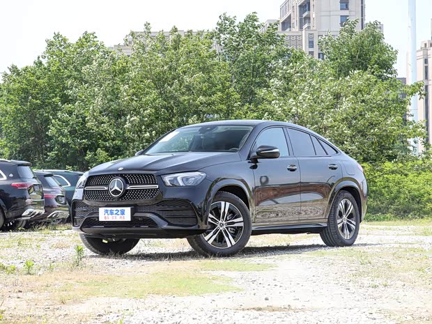 奔驰gle轿跑新能源售价84.6万起 可试驾