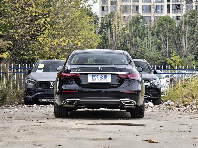 北京奔驰 奔驰e级新能源 2022款 改款 e 350 e l 插电式混合动力轿车