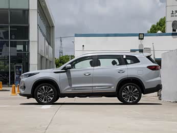 冠军版 390t 两驱巅峰版 7座 报价】瑞虎8 pro图片_配置_广元金顺汽车