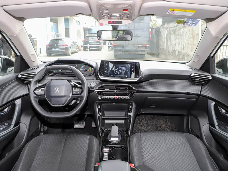 东风标致 标致e2008 2020款 锋尚版