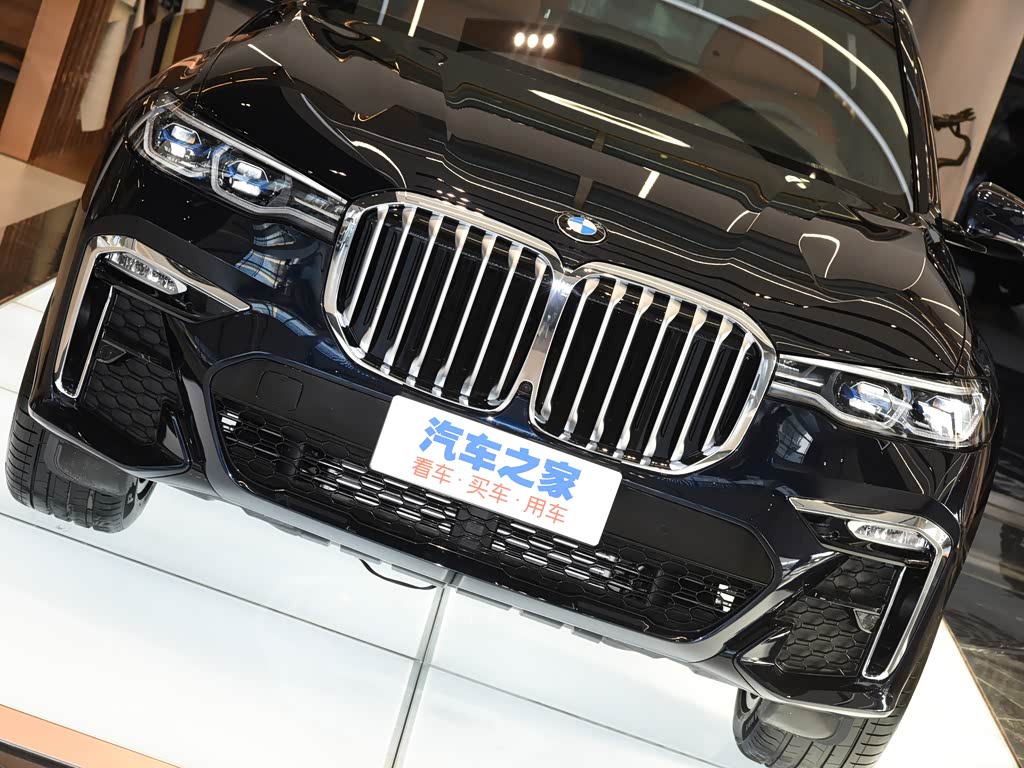 宝马(进口) 宝马x7 2022款 xdrive40i 尊享型m运动套装