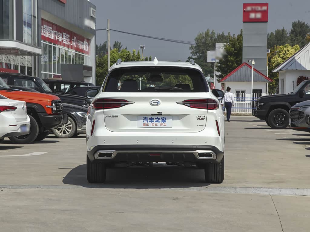 广汽乘用车 传祺gs4 plus 2022款 270t 自动星耀版