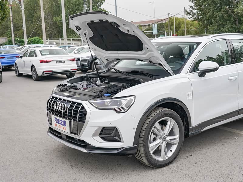 一汽-大众奥迪 奥迪q3 2021款 35 tfsi 时尚致雅型