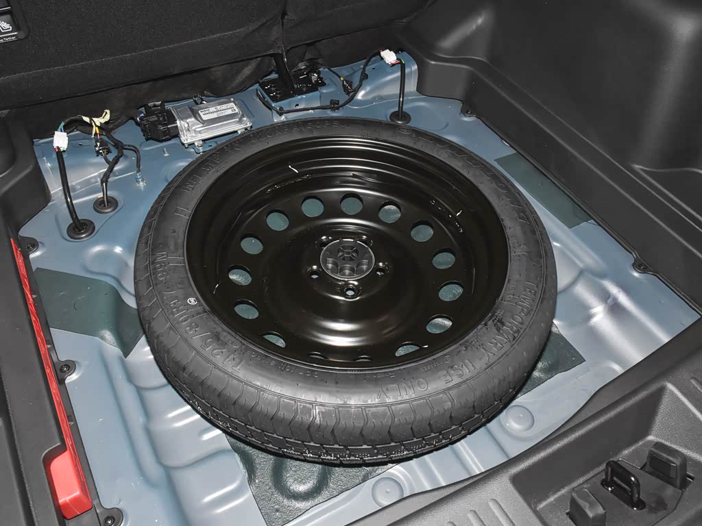 奇瑞汽车 瑞虎7 2022款 超能版 1.6t dct超能勇士