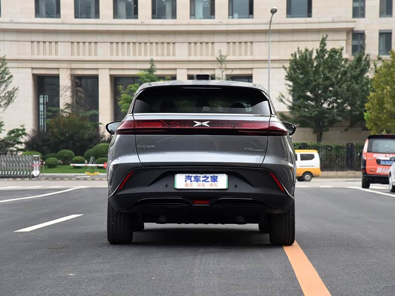 小鹏汽车 小鹏汽车g3 2020款 520 尊享版 冷峻灰 车身外观 已经是最后