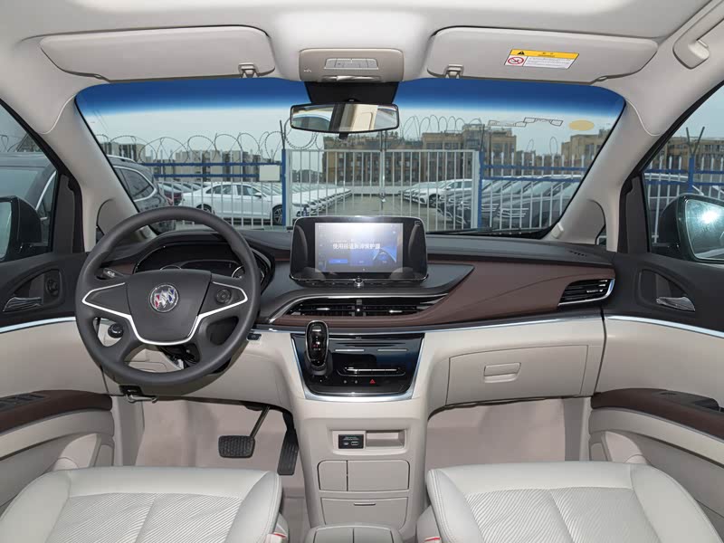 上汽通用别克 别克gl8 2022款 陆上公务舱 652t 舒适型