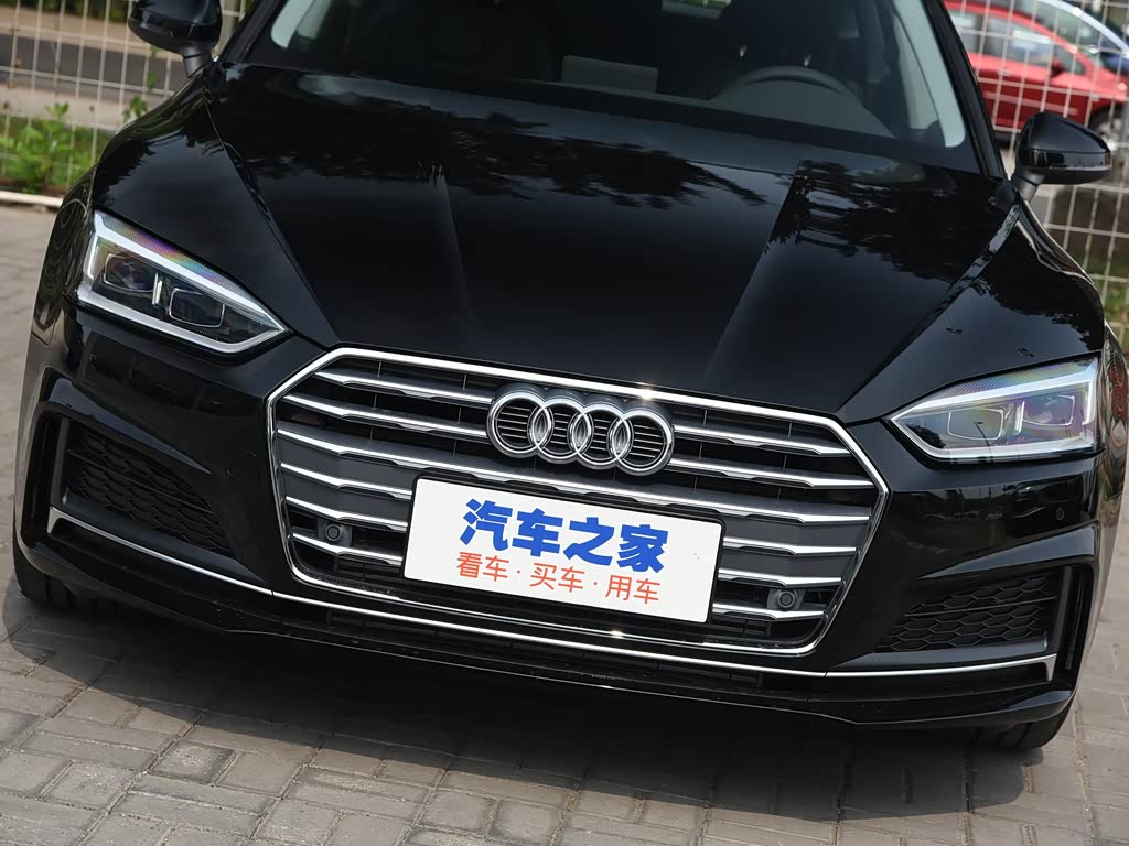 奥迪(进口) 奥迪a5 2019款 sportback 40 tfsi 时尚型