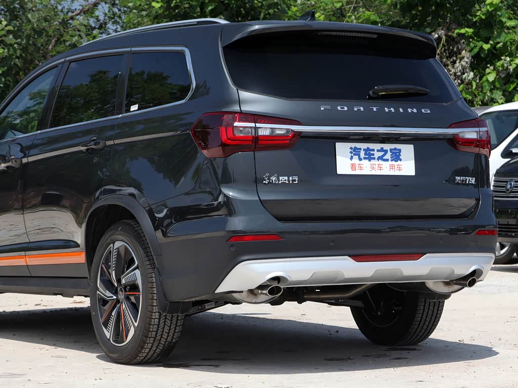 东风风行 风行t5 2022款 马赫版 1.5t dct劲擎款七座