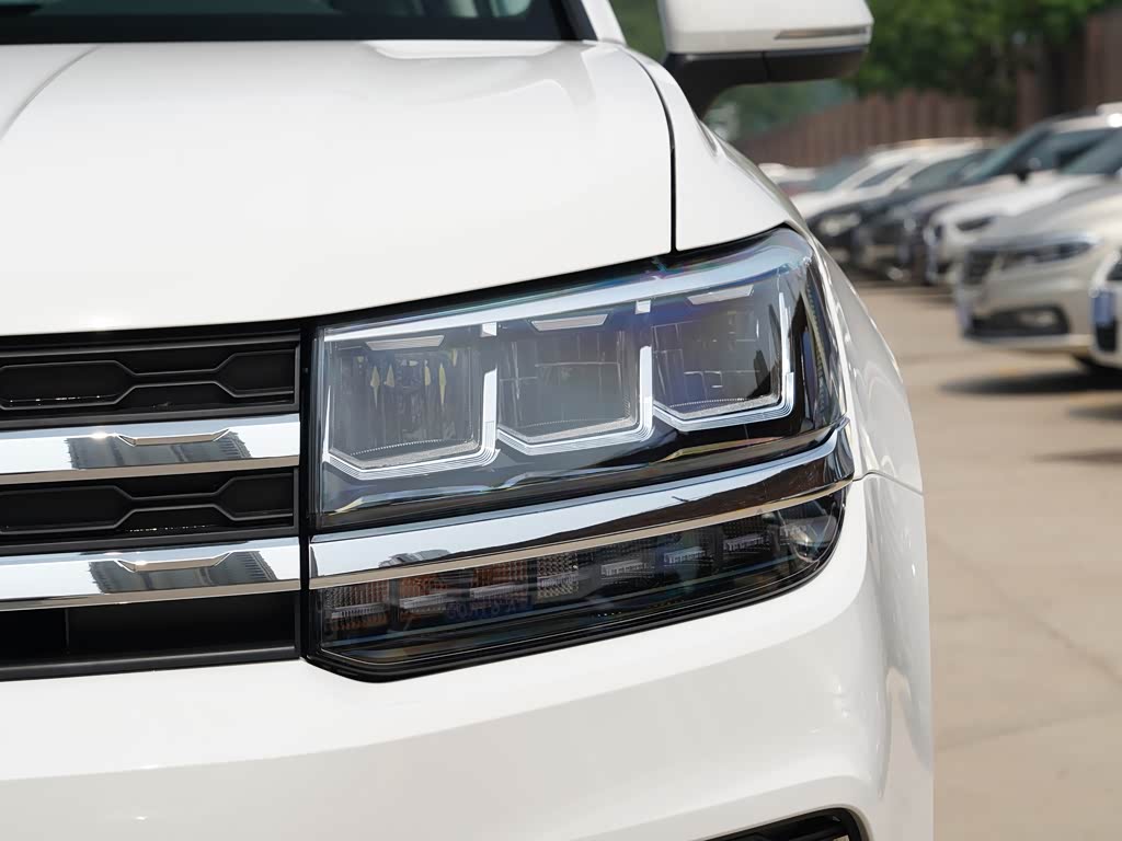 上汽大众 途岳 2022款 280tsi 两驱风尚版