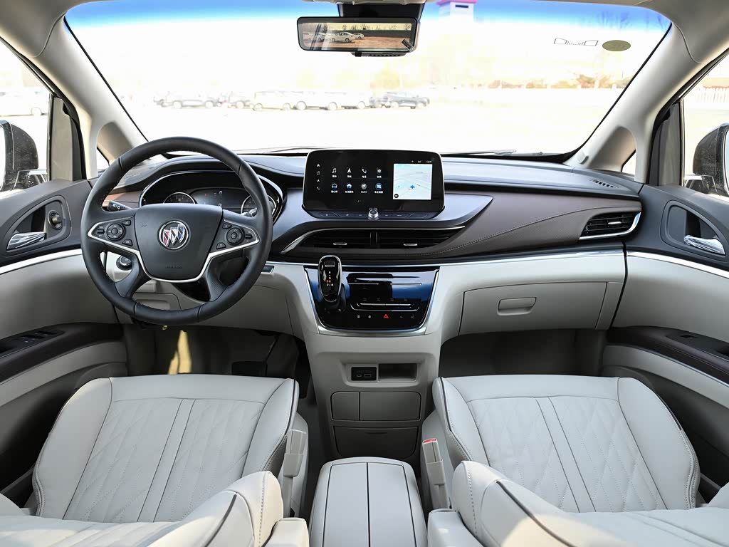 上汽通用别克 别克gl8 2022款 陆上公务舱 652t 智慧豪华型