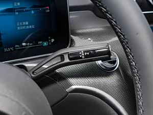 地址:辽宁省丹东市爱河大街29号(国门大厦西行500米)【s级轿车】月