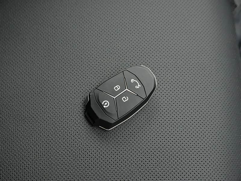 领克 领克01新能源 2019款 1.5t phev plus