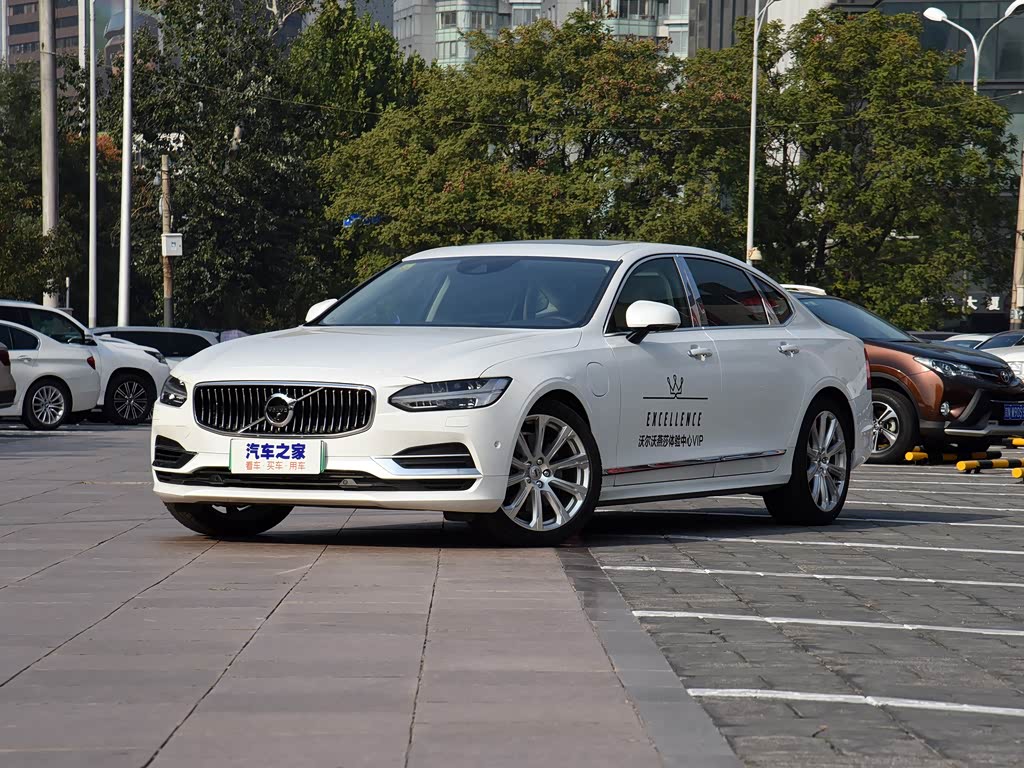 沃尔沃亚太 沃尔沃s90新能源 2019款 t8 e驱混动 荣誉版 3座 国vi