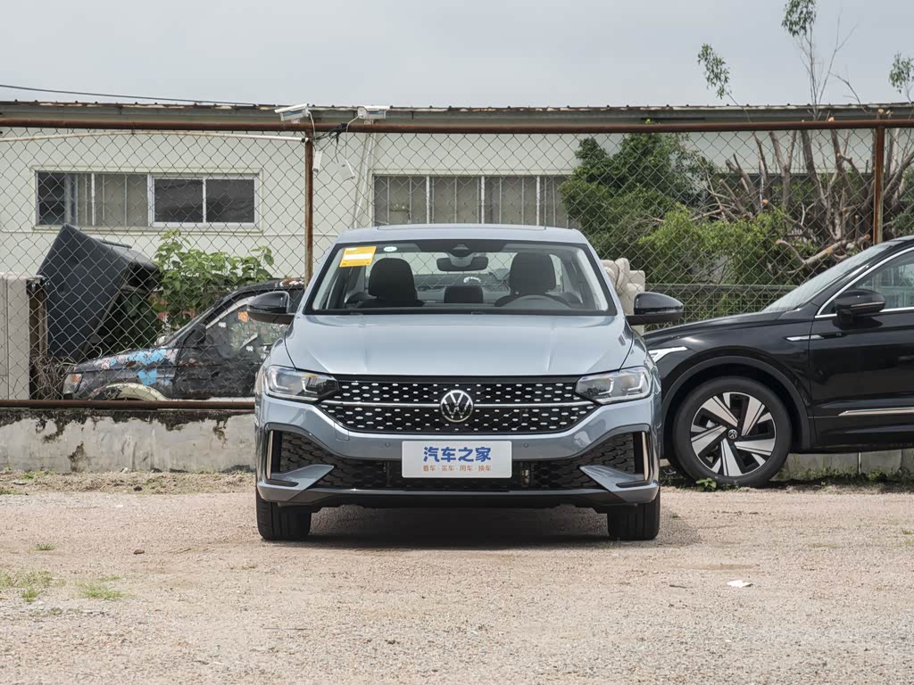 上汽大众 朗逸 2023款 300tsi dsg星空领先版