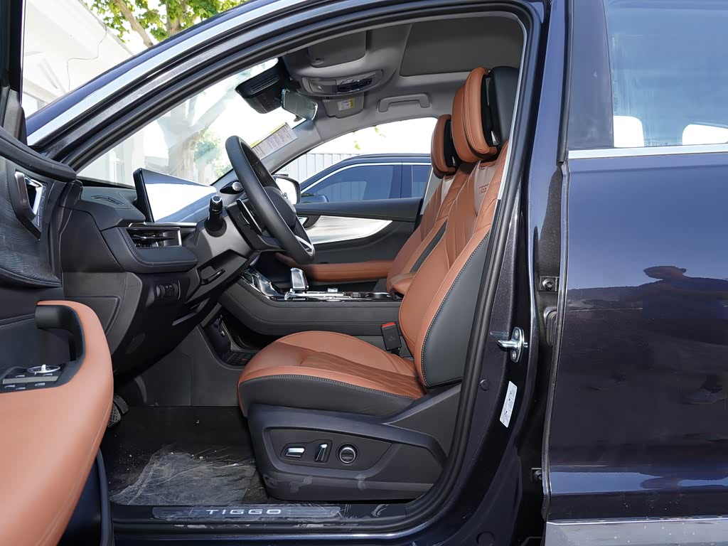 奇瑞汽车 瑞虎8 plus 2022款  290tgdi dct豪耀版