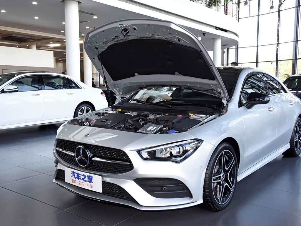 奔驰(进口) 奔驰cla 2022款 cla 200 4matic