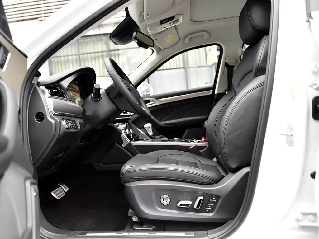 长城汽车 哈弗h7 2019款 h7l 2.0t 尊贵型