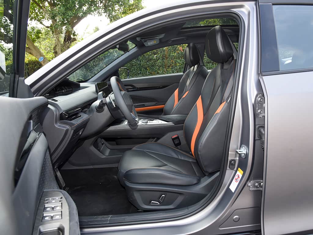 长安汽车 长安uni-v 2022款 1.5t 运动版