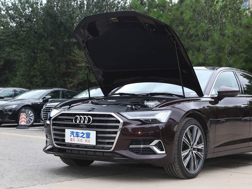 一汽奥迪 奥迪a6l 2023款 55 tfsi quattro 旗舰致雅型