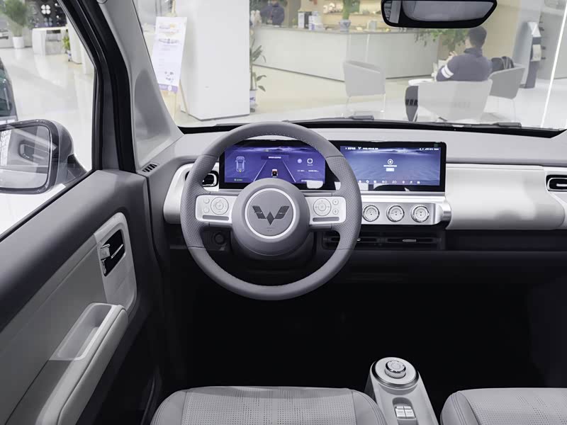 上汽通用五菱 五菱air ev晴空 2023款 两座-进阶版