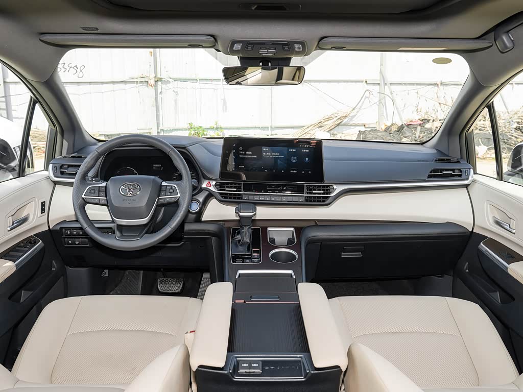 一汽丰田 格瑞维亚 2023款 2.5l混动 尊贵plus版