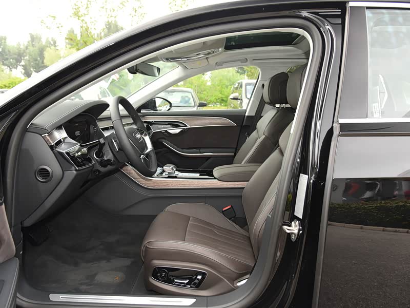 奥迪(进口) 奥迪a8 2023款 a8l 55 tfsi quattro 旗舰型