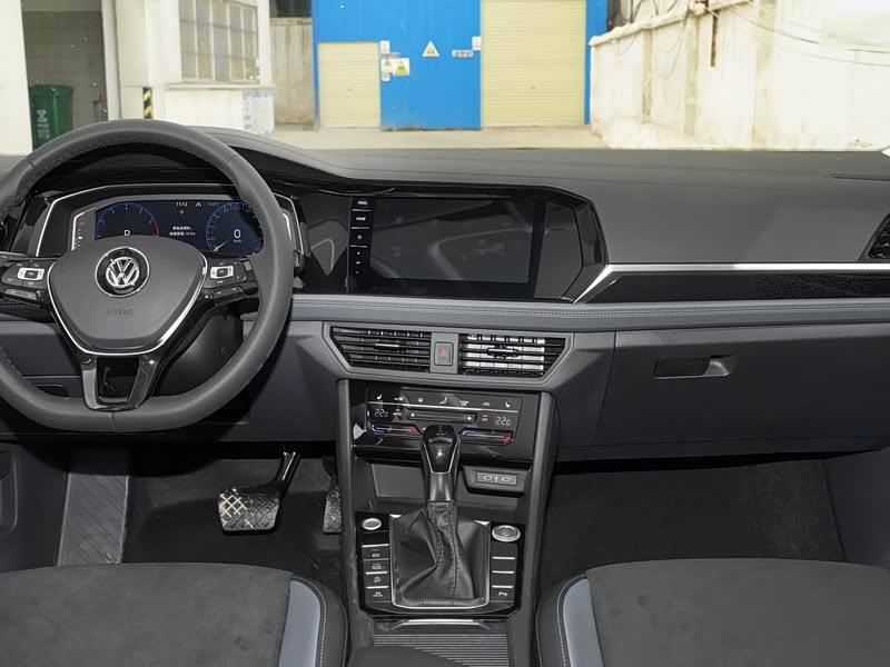 一汽-大众 速腾 2021款 280tsi dsg豪华智联版