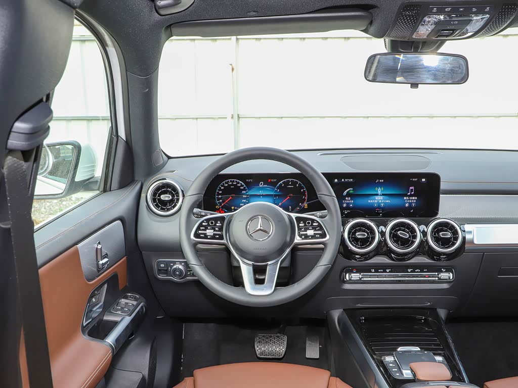 北京奔驰 奔驰glb 2022款 改款 glb 180 动感型