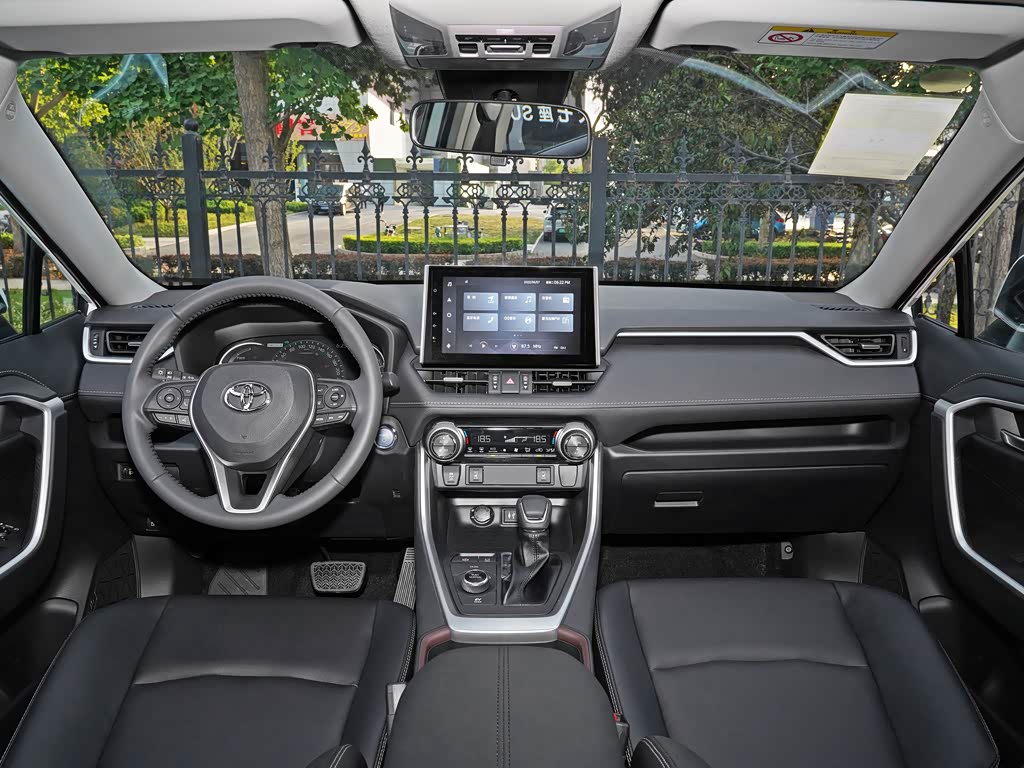 一汽丰田 rav4荣放 2022款 双擎 2.5l e-cvt四驱精英plus版