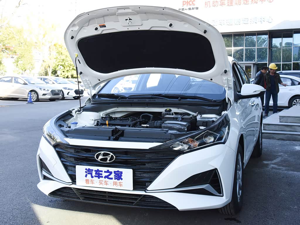 北京现代 悦纳 2020款 1.4l 手动炫酷版gls