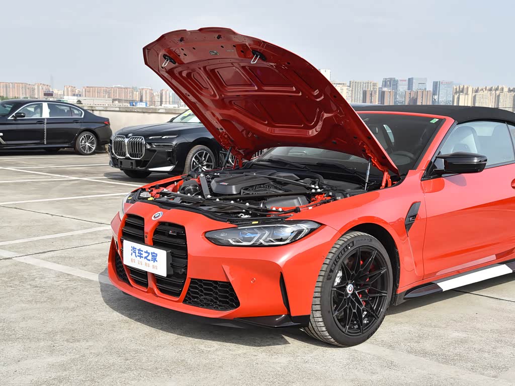 宝马m 宝马m4 2022款 m4敞篷轿跑车 m xdrive 雷霆版