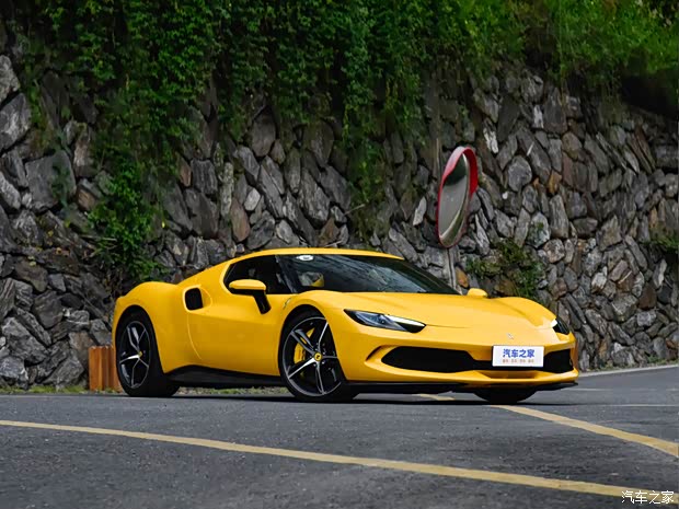 法拉利296热销中售价2988万元起