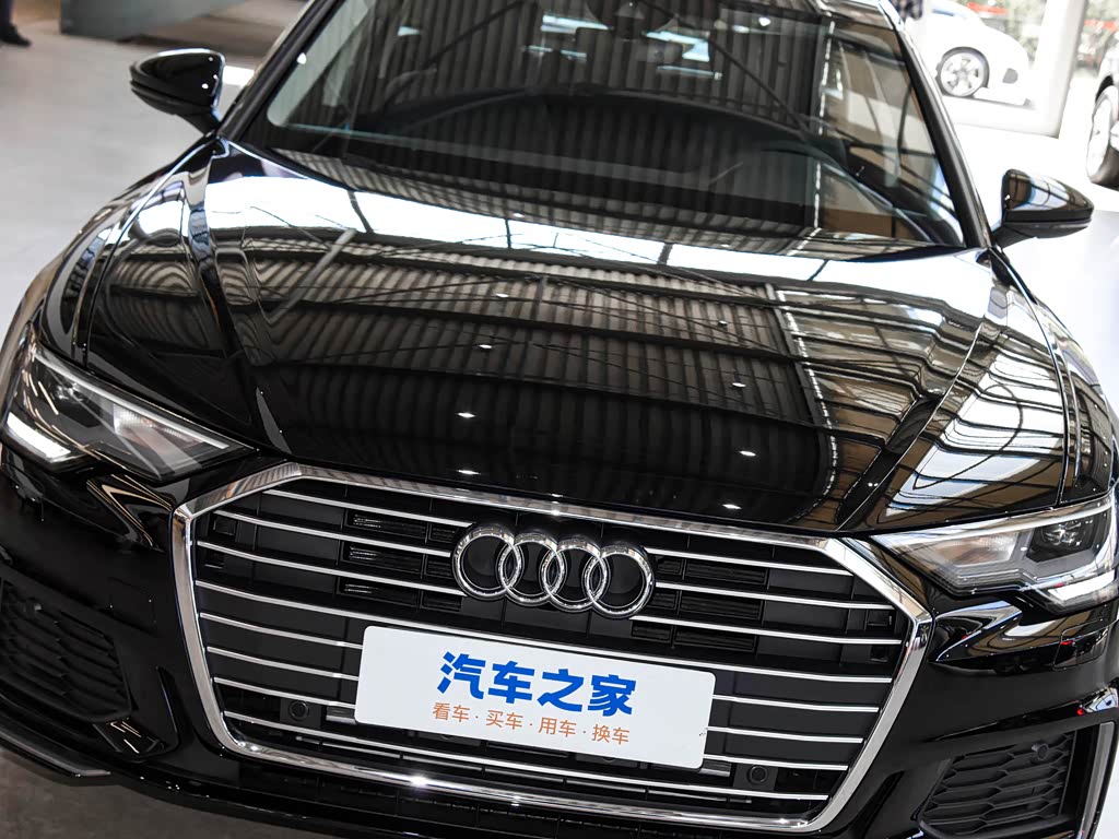 奥迪(进口) 奥迪a6(进口) 2023款 avant 先锋派 40 tfsi 豪华动感型