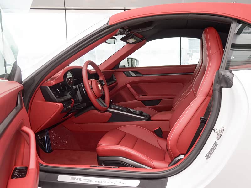 保时捷 保时捷911 2023款 carrera 4s cabriolet 3.0t