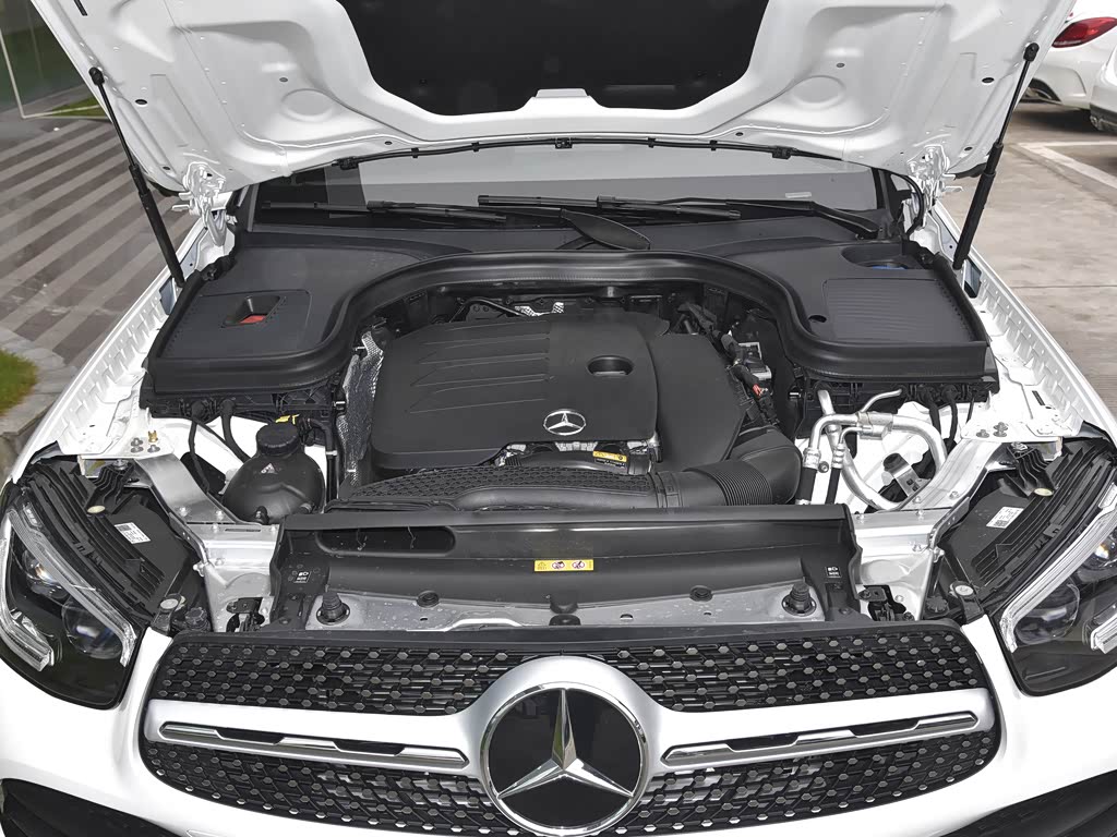 北京奔驰 奔驰glc 2022款 改款 glc 300 l 4matic 豪华型