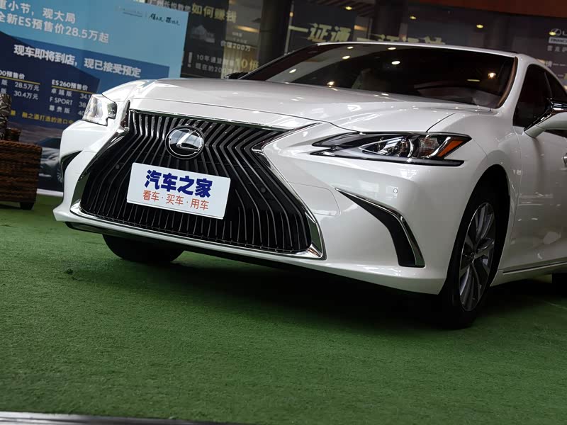 雷克萨斯 雷克萨斯es 2018款 200 卓越版