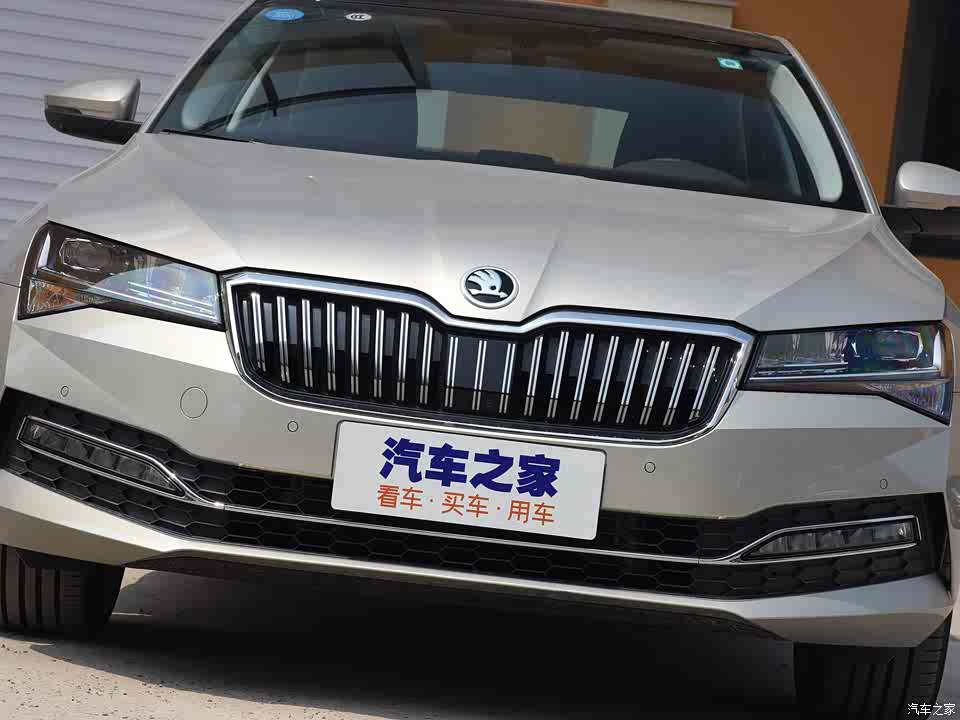 上汽斯柯达 速派 2019款 tsi380 dsg旗舰版