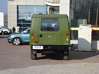 4t 四门四驱汽油版8座 国vi 报价】勇士图片_配置_重庆钜云众皓北汽