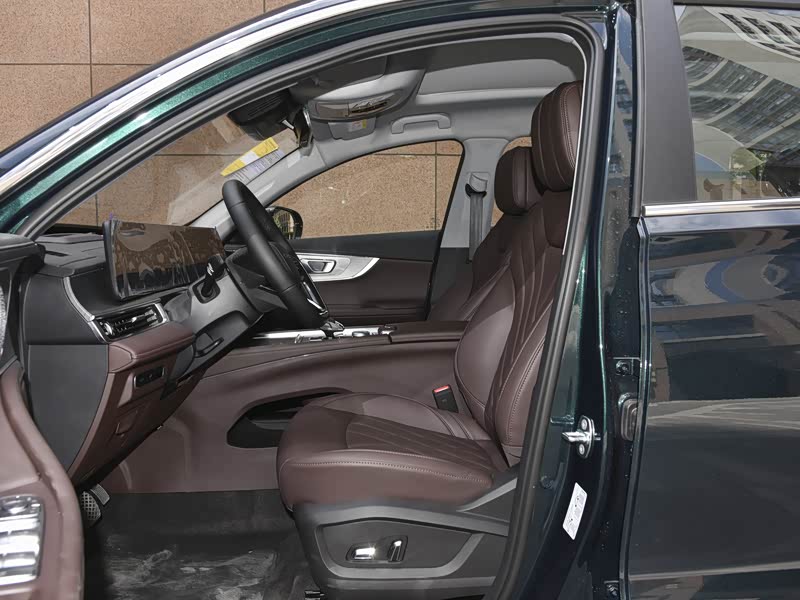 漳州永利启瑞>奇瑞汽车>瑞虎8pro>2022款390t两驱浩瀚版7座>车厢座椅>