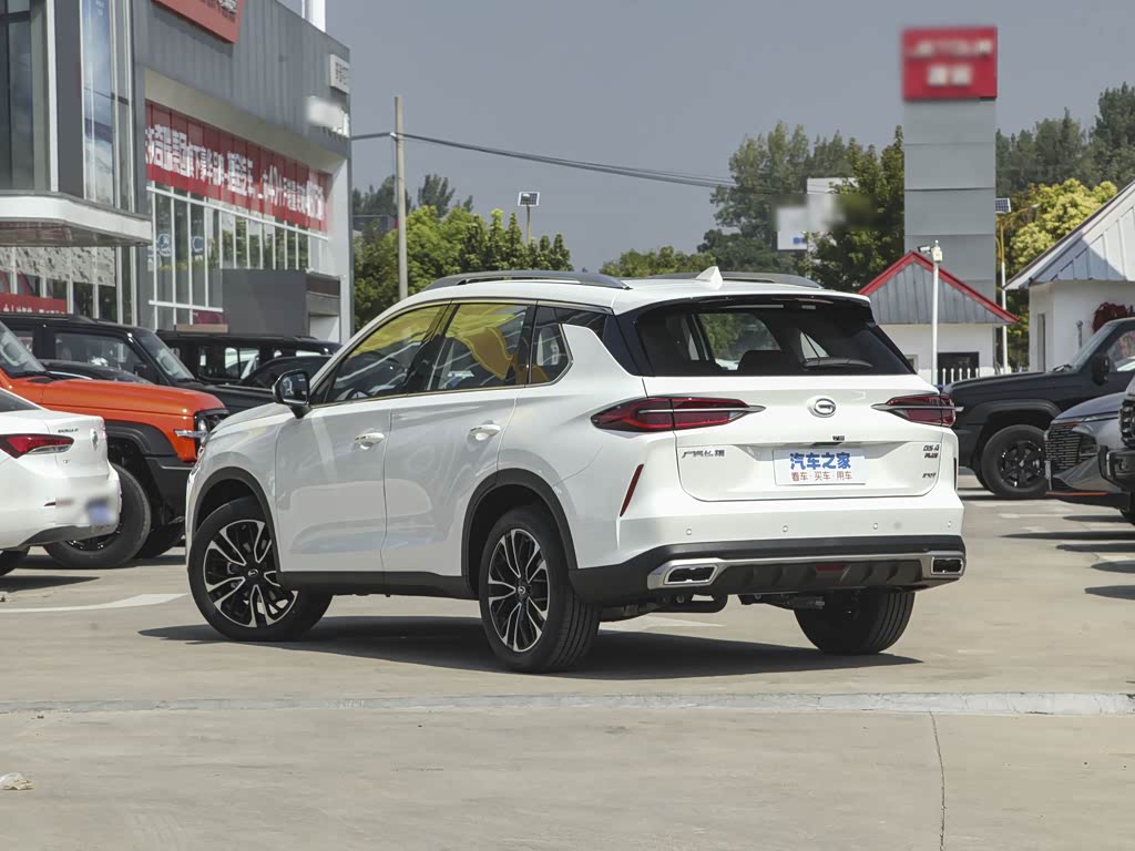 广汽乘用车 传祺gs4 plus 2022款 270t 自动星耀版